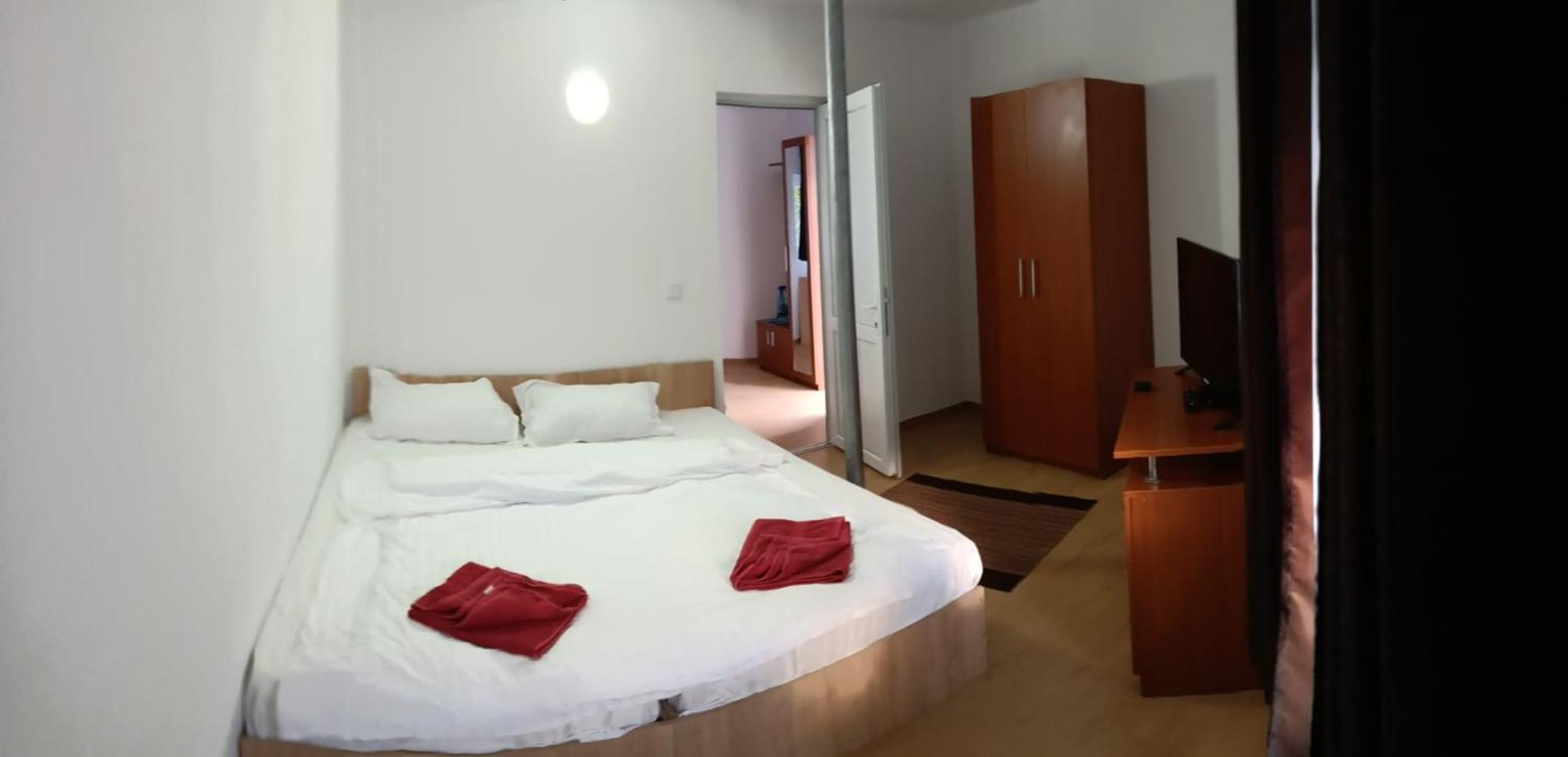 La Protap Calimanesti Hotel Exterior photo